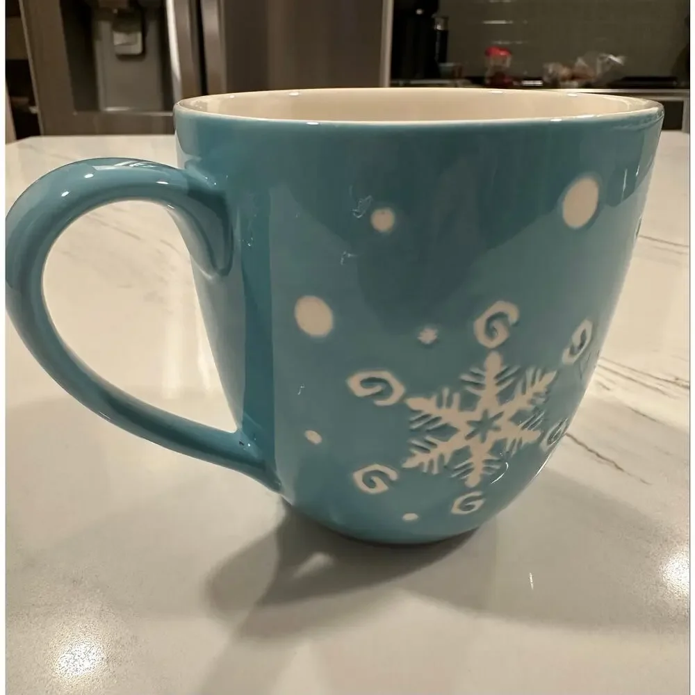 Starbucks Holiday 2007 Blue Snowflake Mug 16 oz 473 mL Winter Christmas